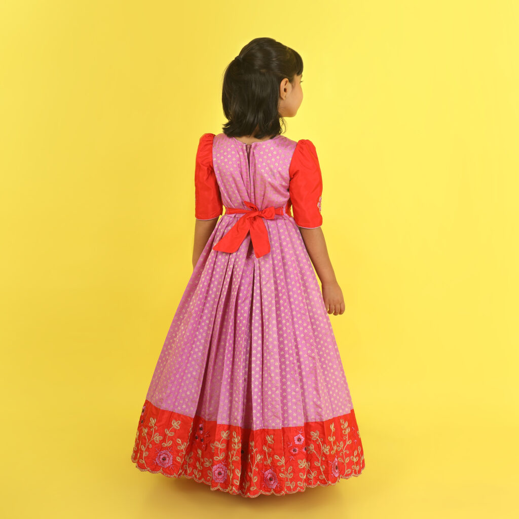 Cording work border detail on purple silk skirt 3