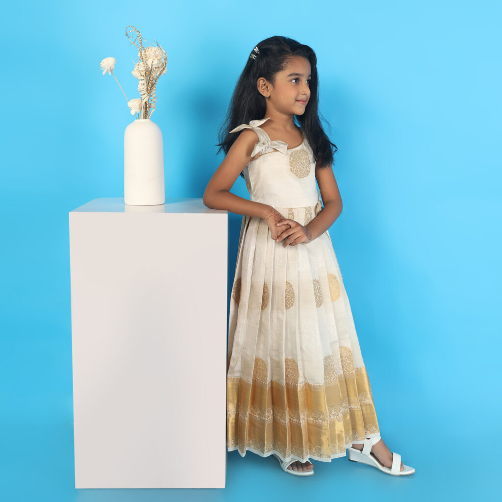 front view Arvi kids frock ready stock 3