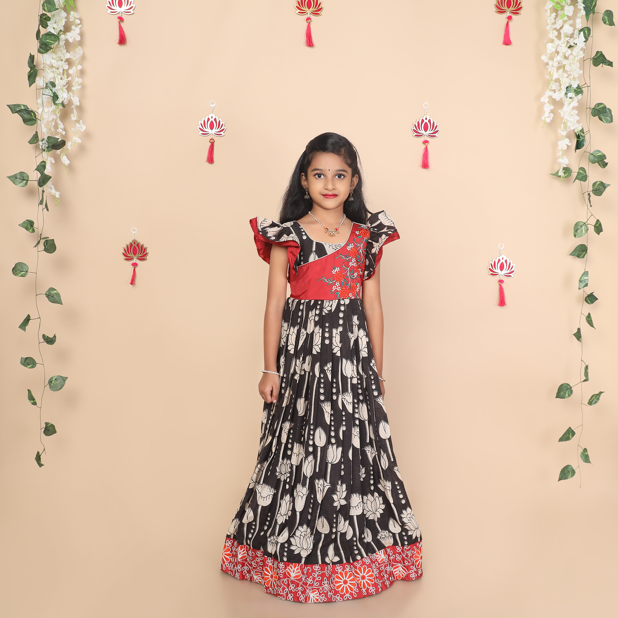 Yazh Nila girls long gown full view