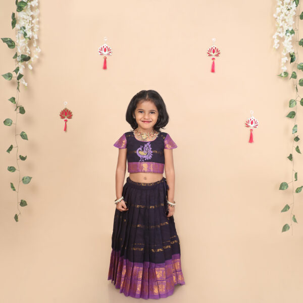 Front view of deep blue skirt and crop top set for girls