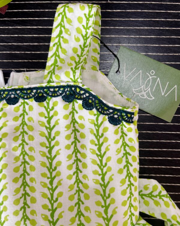 Comfortable green cotton frock for kids